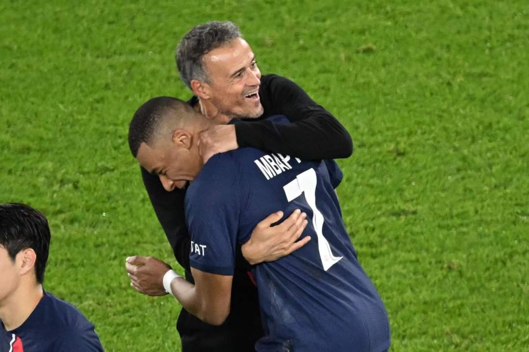 Luis Enrique rassure : "je m'entends très bien avec Mbappé"