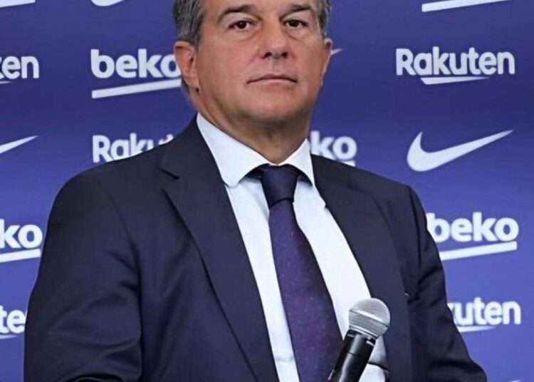 Joan Laporta critique l'arbitrage du Clasico : Le Barça envisage de demander que le match soit rejoué
