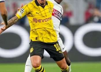 PSG : Nuno Mendes lourdement critiqué après la défaite face à Dortmund